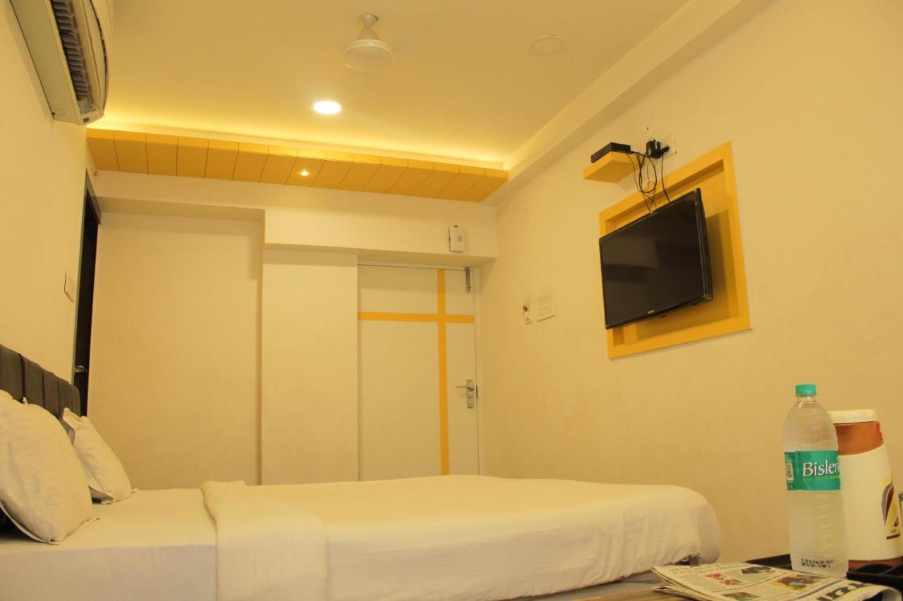 Hotel Maa Sharda Indore Exterior foto